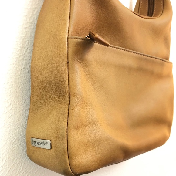 ♦️SOLD♦️Tignanello handbag - Picture 3 of 8